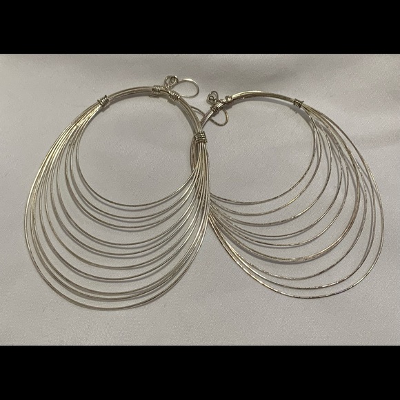 Silver hoop Earrings - Picture 2 of 3